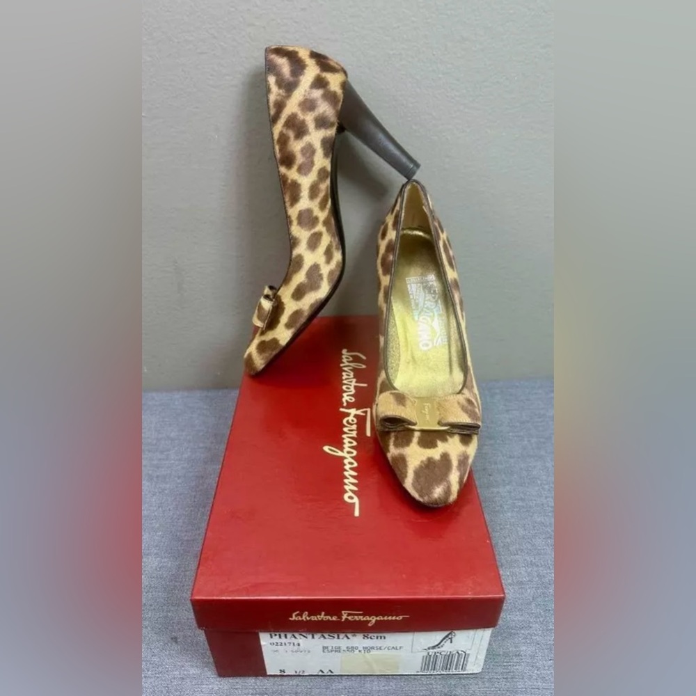 Salvatore Ferragamo Pony Hair Espresso Pumps With Logo Size 8.5 AA Made in Italy